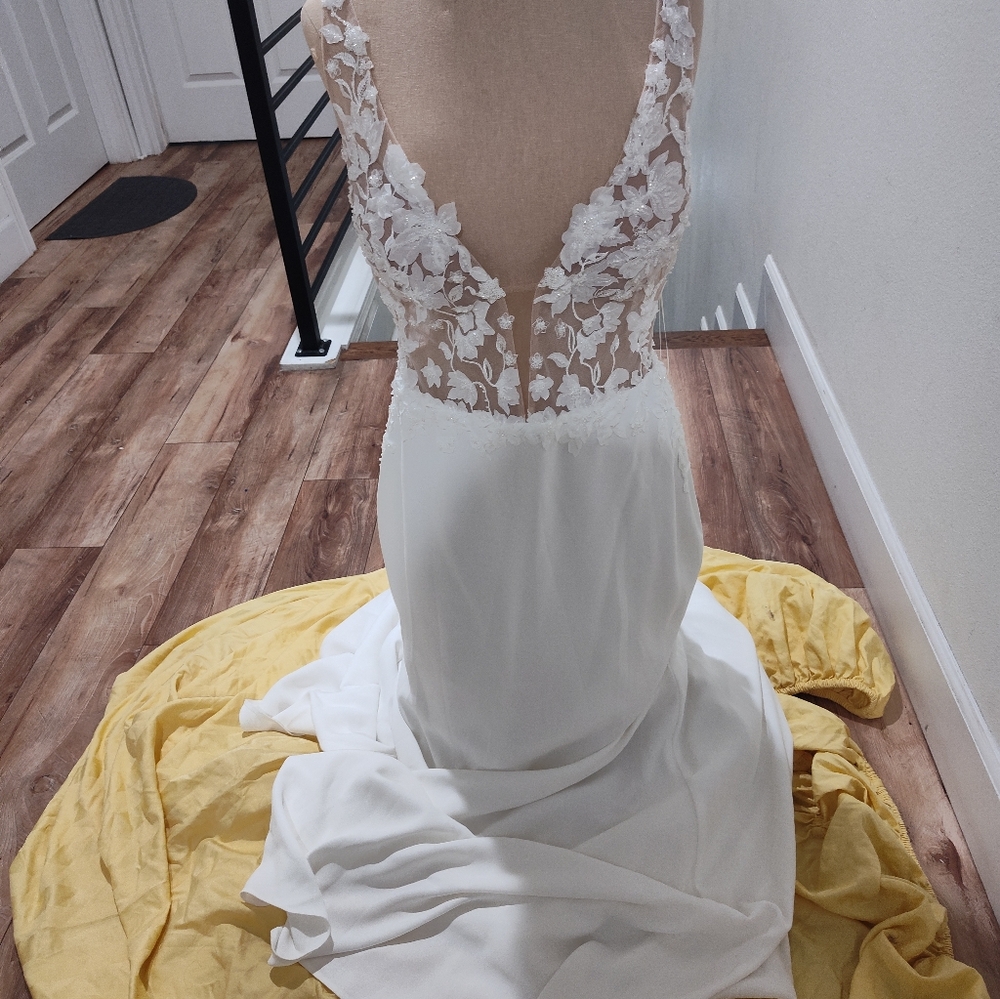 Daalarna Bridal Dress NWTGS - Picture 9 of 16